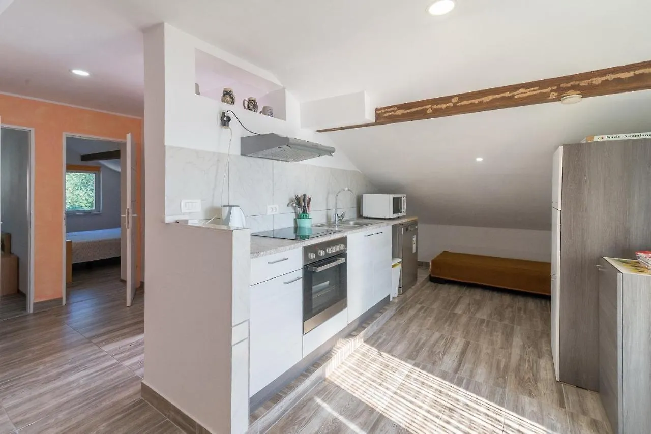 Apartments With A Parking Space Krusevo, Novigrad - 16581  Krusevo (Zadar)